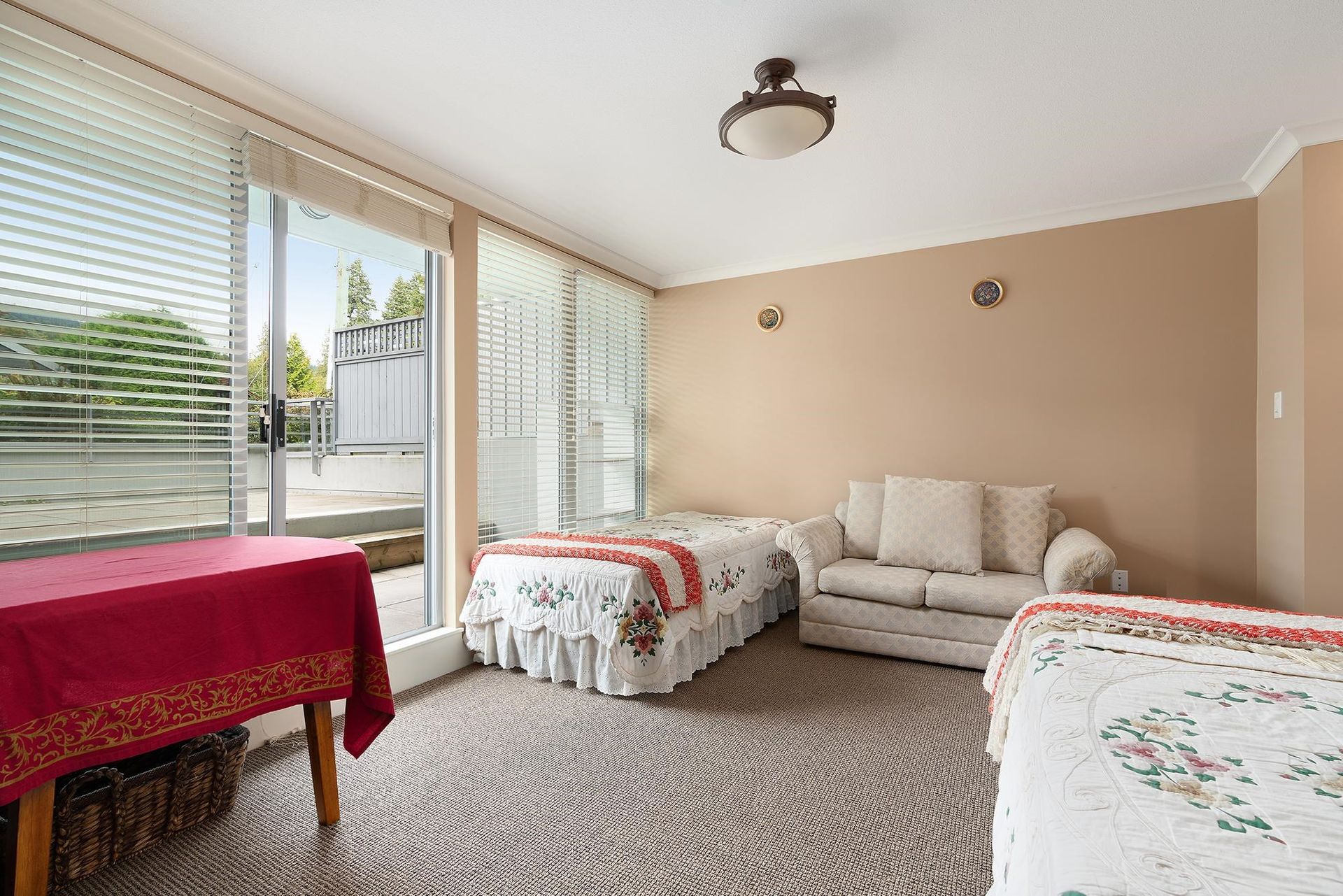 262681840-15 at 7 - 1140 25th Street, West Vancouver