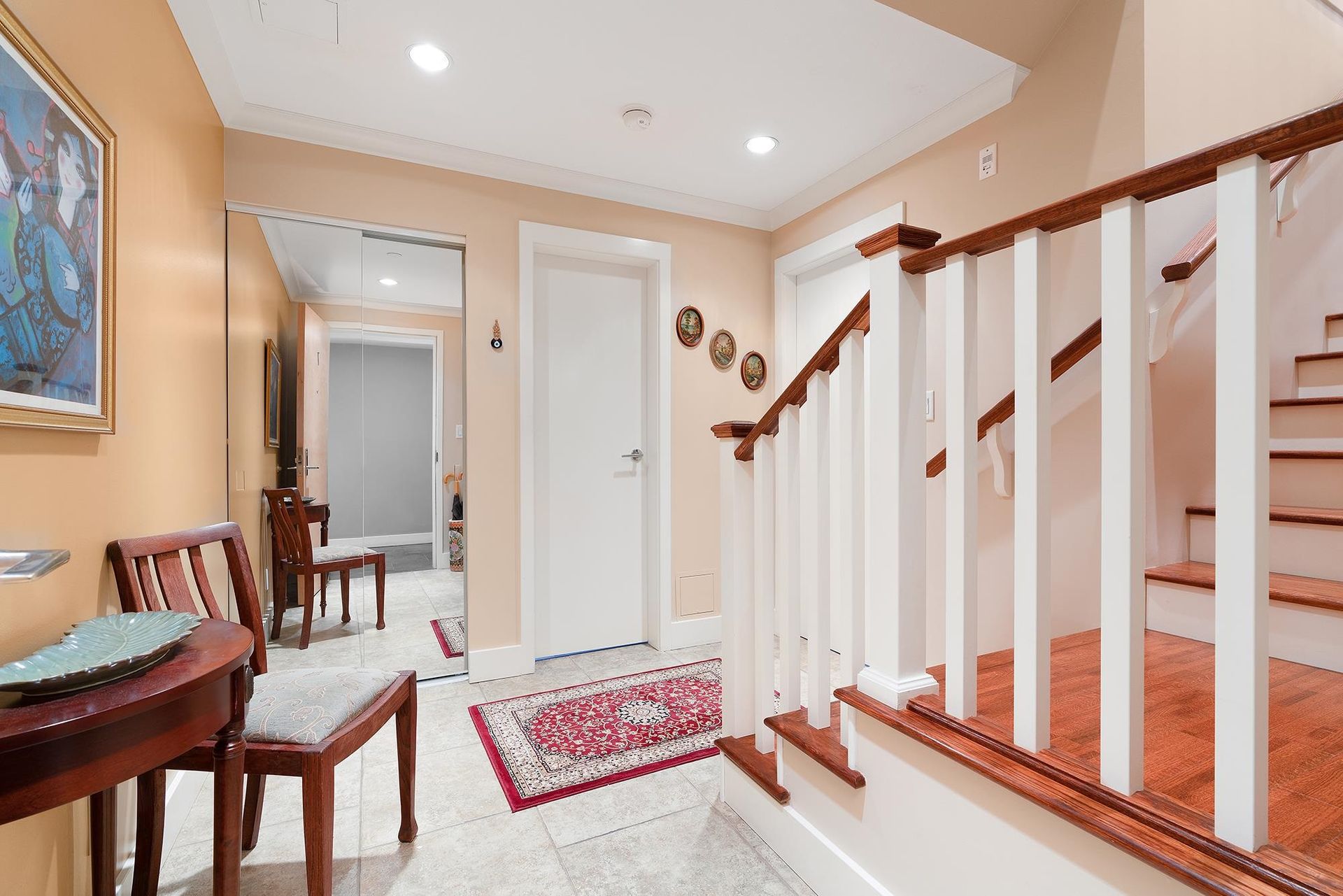 262681840-7 at 7 - 1140 25th Street, West Vancouver