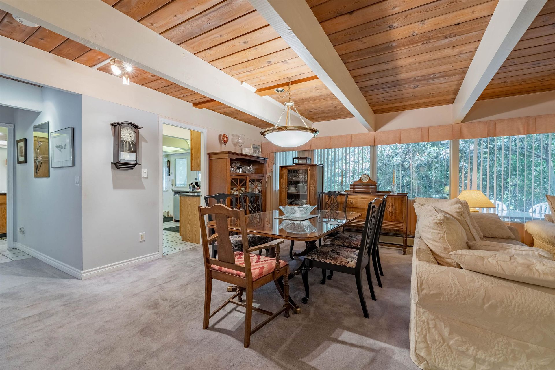 262718975-5 at 1515 Palmerston Avenue, West Vancouver