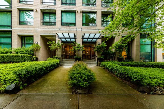 262719630-2 at 1703 - 1003 Burnaby Street, Vancouver West