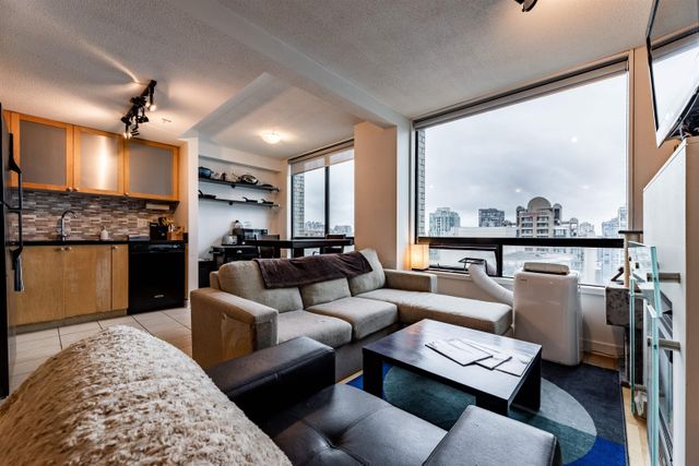 262719630-8 at 1703 - 1003 Burnaby Street, Vancouver West