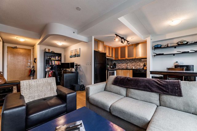 262719630-9 at 1703 - 1003 Burnaby Street, Vancouver West