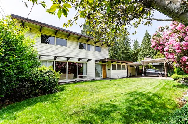 262717759-12 at 4365 Carolyn Drive, North Vancouver