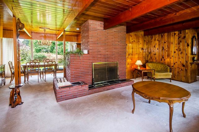 262717759-19 at 4365 Carolyn Drive, North Vancouver