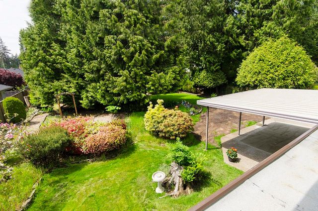 262717759-31 at 4365 Carolyn Drive, North Vancouver