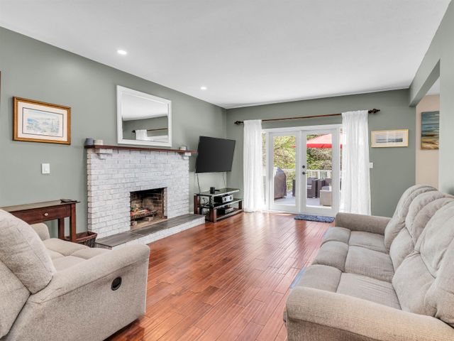 3970-phyllis-road-lynn-valley-north-vancouver-05 at 3970 Phyllis Road, Lynn Valley, North Vancouver