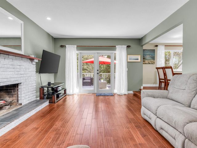 3970-phyllis-road-lynn-valley-north-vancouver-08 at 3970 Phyllis Road, Lynn Valley, North Vancouver