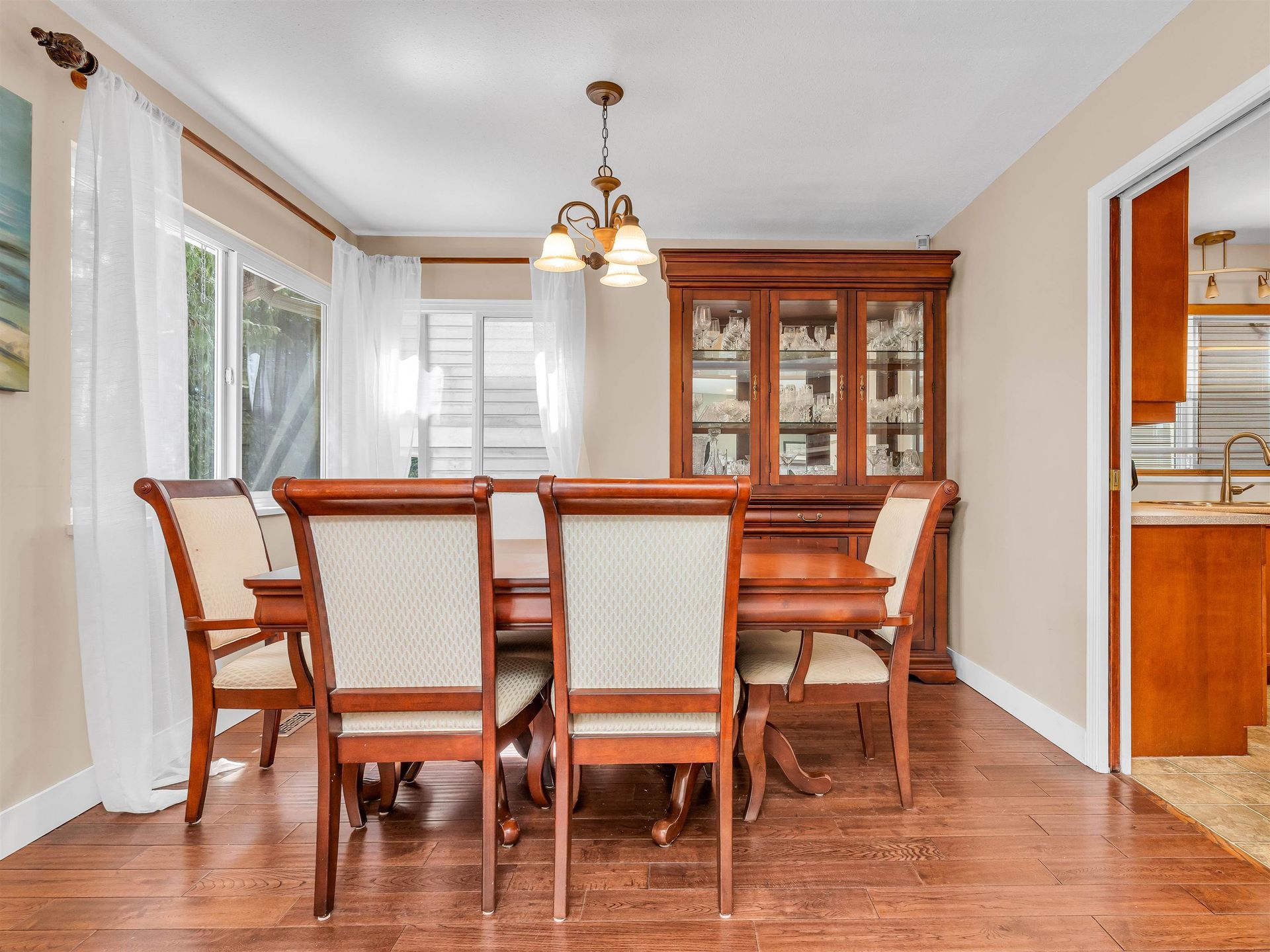 3970-phyllis-road-lynn-valley-north-vancouver-09 at 3970 Phyllis Road, Lynn Valley, North Vancouver