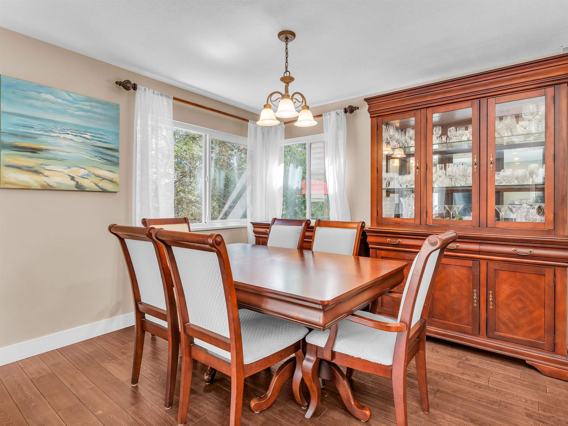 3970-phyllis-road-lynn-valley-north-vancouver-10 at 3970 Phyllis Road, Lynn Valley, North Vancouver