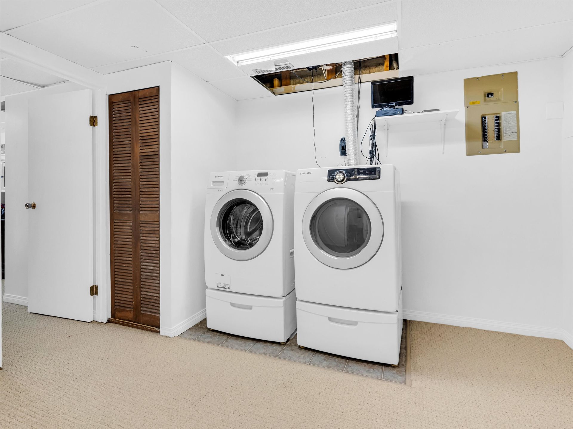 3970-phyllis-road-lynn-valley-north-vancouver-33 at 3970 Phyllis Road, Lynn Valley, North Vancouver