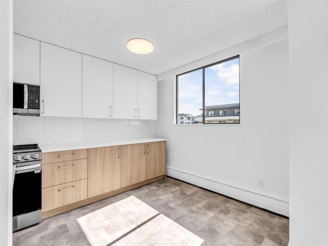 145-st-georges-avenue-lower-lonsdale-north-vancouver-14 at 607 - 145 St. Georges Avenue, Lower Lonsdale, North Vancouver