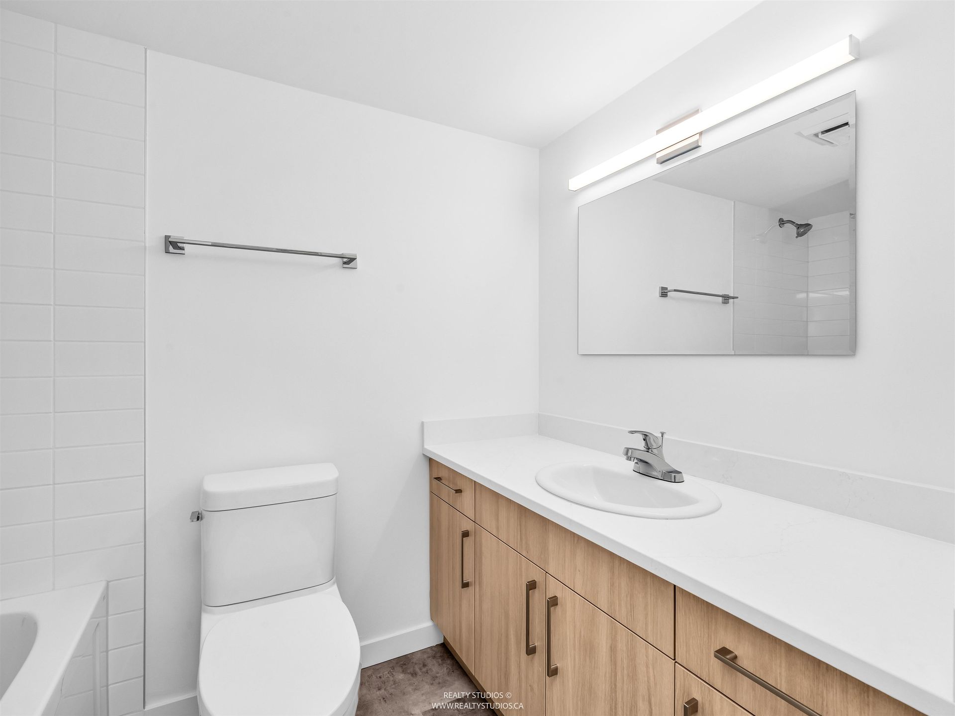 145-st-georges-avenue-lower-lonsdale-north-vancouver-30 at 607 - 145 St. Georges Avenue, Lower Lonsdale, North Vancouver