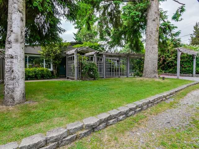 59071 at 2901 Thorncliffe Drive, Edgemont, North Vancouver