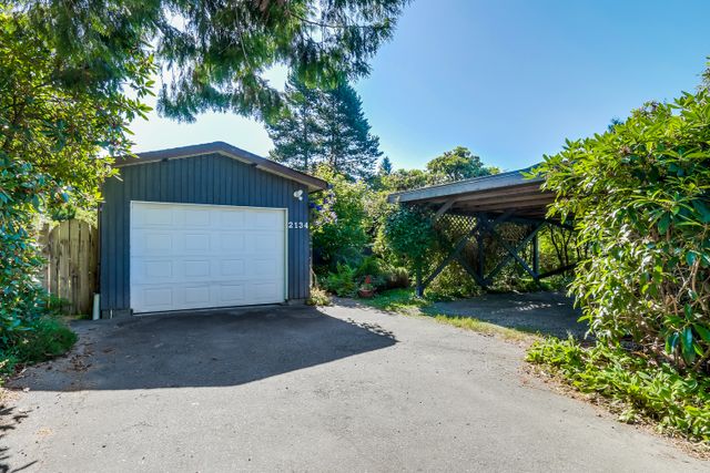 58914 at 2134 Mountain Highway, Westlynn, North Vancouver