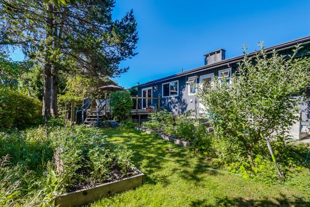 58968 at 2134 Mountain Highway, Westlynn, North Vancouver