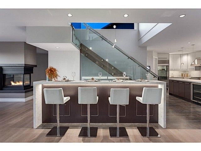 59261 at 658 Alpine Court, Canyon Heights NV, North Vancouver