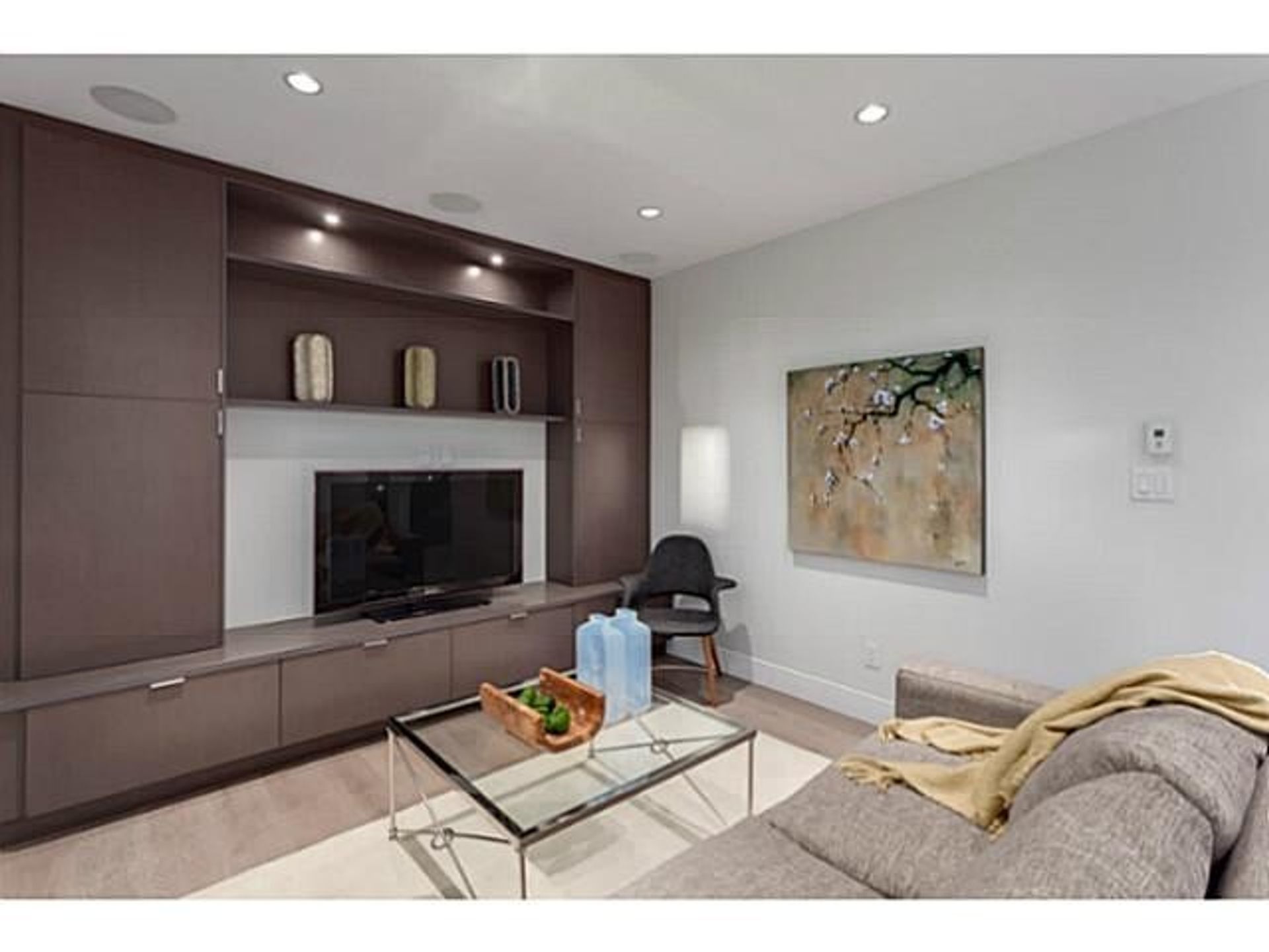 59251 at 658 Alpine Court, Canyon Heights NV, North Vancouver