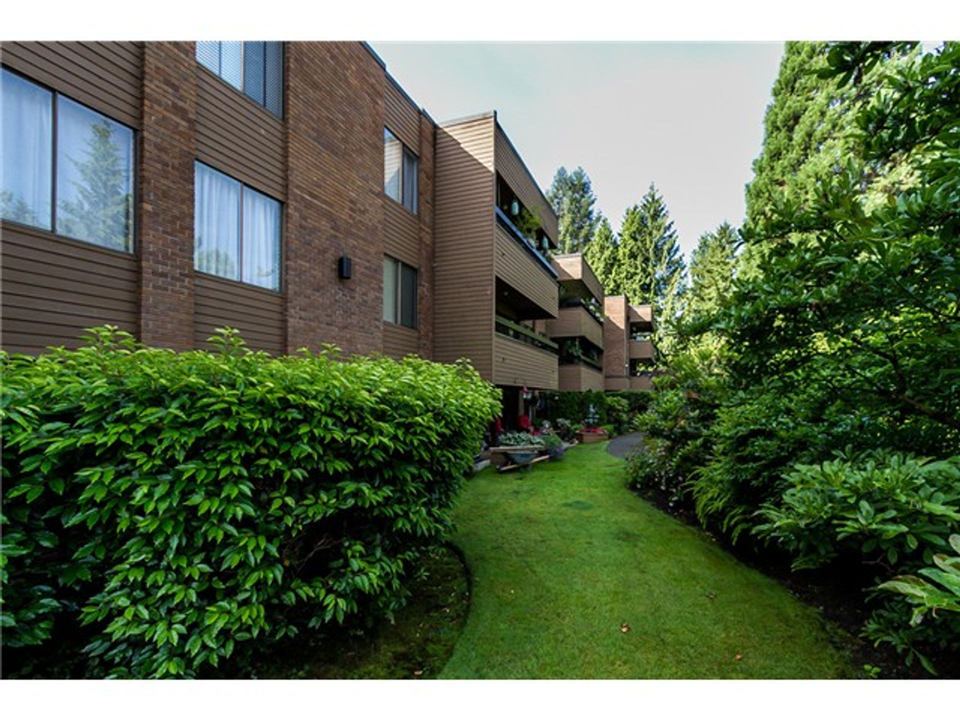 59361 at 309 - 2620 Fromme, Lynn Valley, North Vancouver