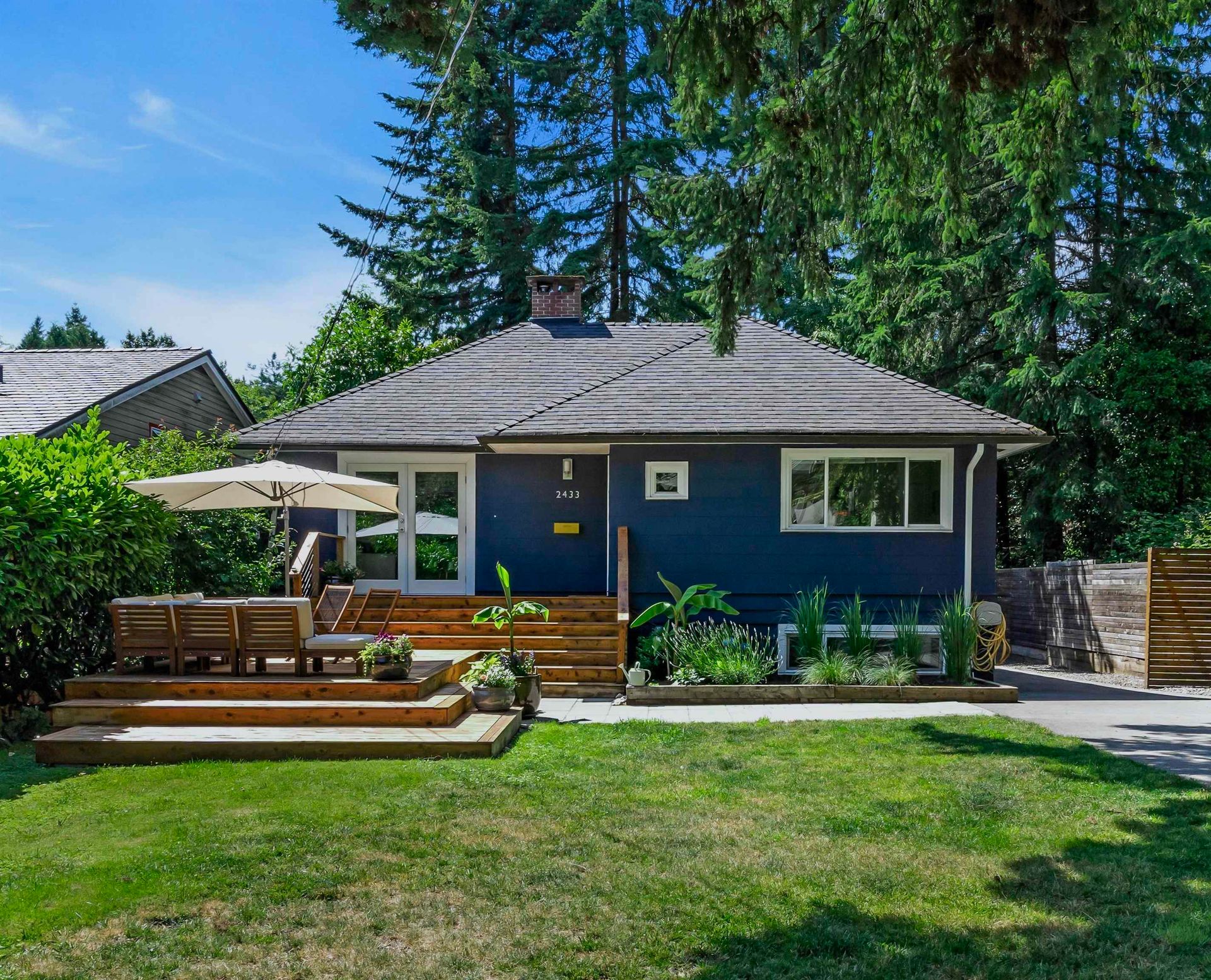 2433 Philip Avenue, Pemberton Heights, North Vancouver photo 9