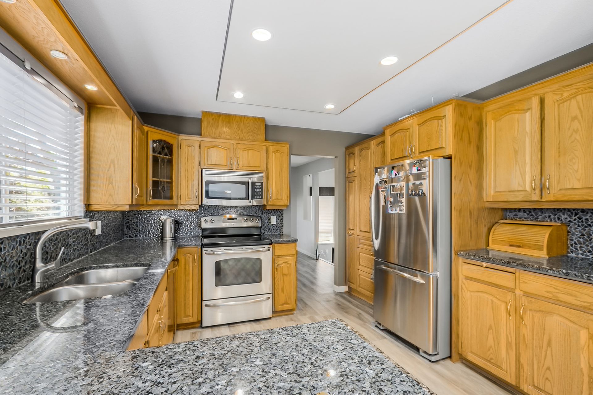 59461 at 2840 Munday Place, Lynn Valley, North Vancouver