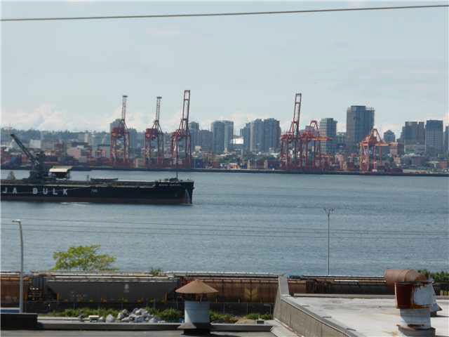 59688 at 213 - 333 1st Street, Lower Lonsdale, North Vancouver