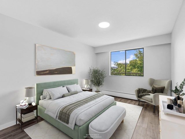 252-w-2nd-street-lower-lonsdale-north-vancouver-20 at 106 - 252 W 2nd Street, Lower Lonsdale, North Vancouver