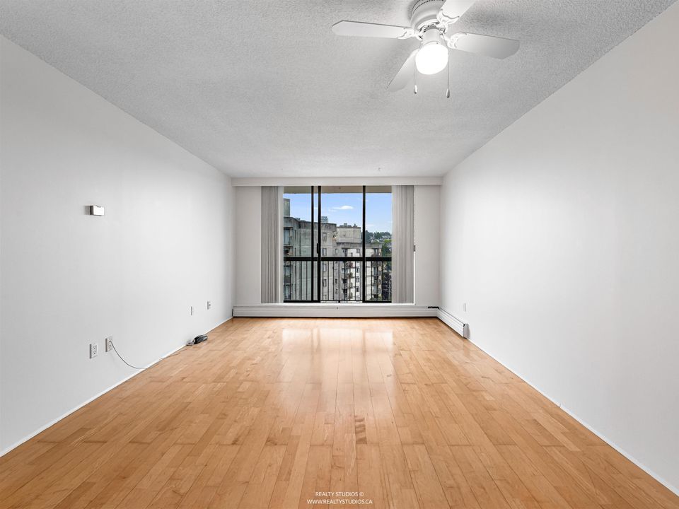 1605 - 145 St. Georges Avenue2
