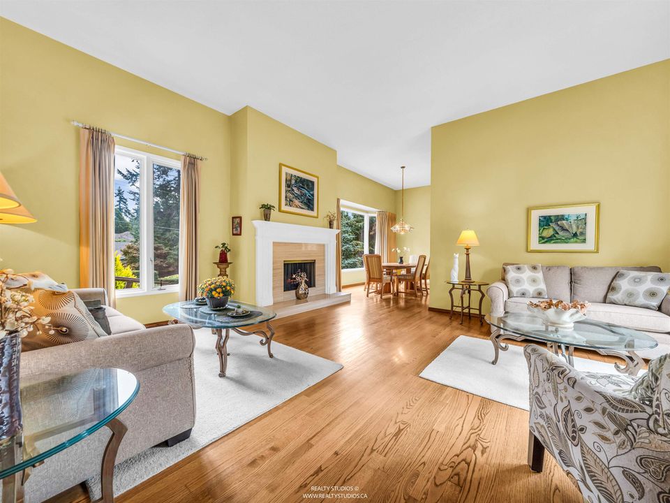 865 Margaree Place3