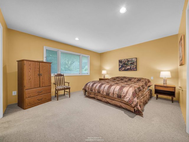 865-margaree-place-cedardale-west-vancouver-16 at 865 Margaree Place, Cedardale, West Vancouver