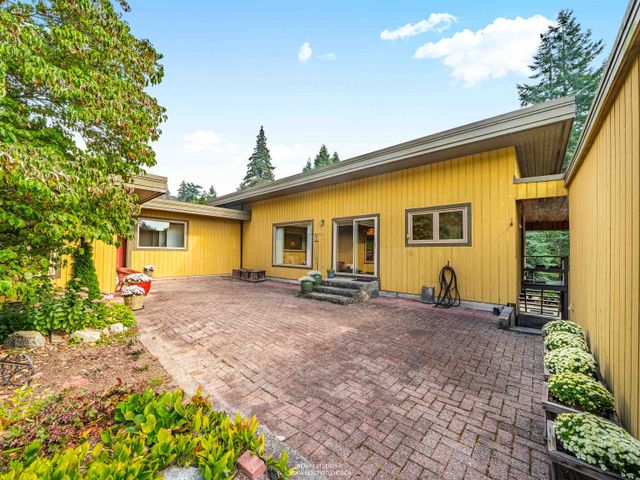 865-margaree-place-cedardale-west-vancouver-35 at 865 Margaree Place, Cedardale, West Vancouver