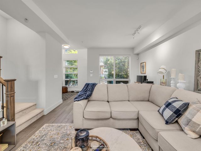 244-e-5th-street-lower-lonsdale-north-vancouver-09 at 8 - 244 E 5th Street, Lower Lonsdale, North Vancouver