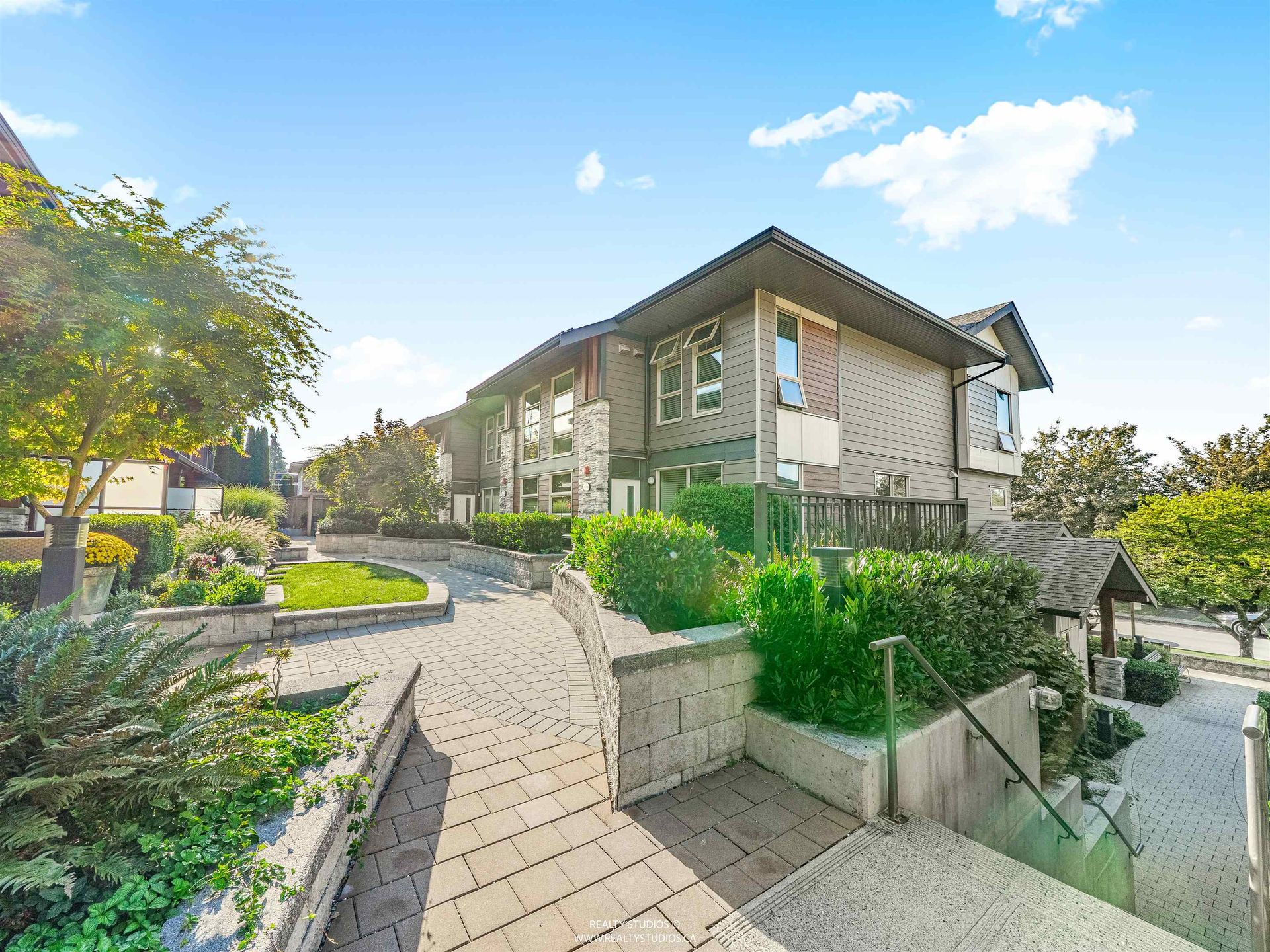 244-e-5th-street-lower-lonsdale-north-vancouver-31 at 8 - 244 E 5th Street, Lower Lonsdale, North Vancouver