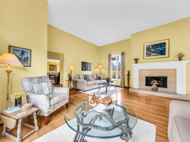 865-margaree-place-cedardale-west-vancouver-06 at 865 Margaree Place, Cedardale, West Vancouver 865-margaree-place-cedardale-west-vancouver-06 at 865 Margaree Place, Cedardale, West Vancouver