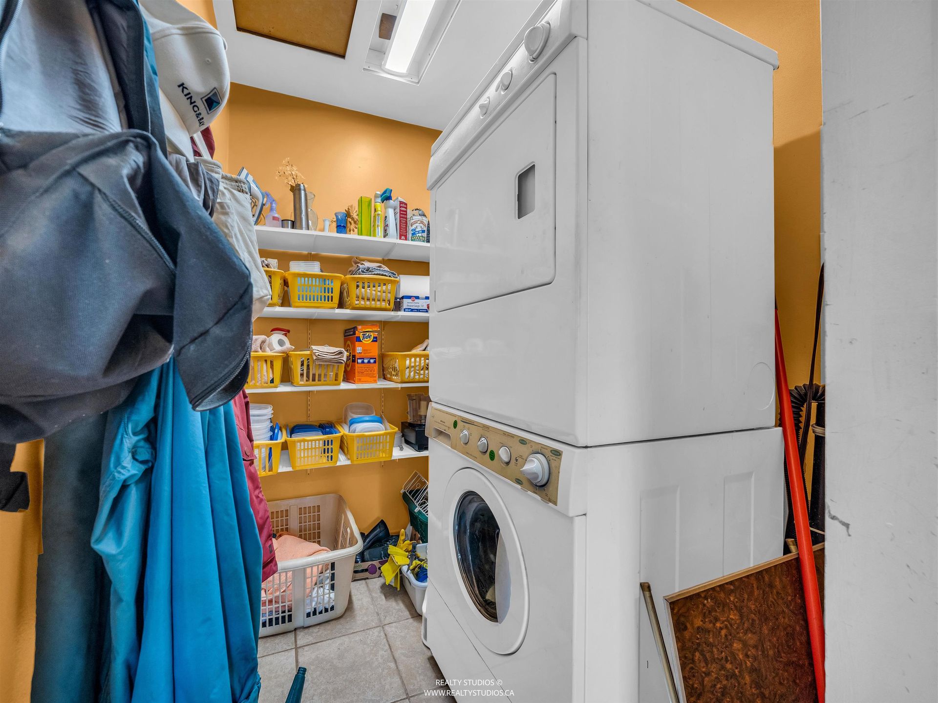 865-margaree-place-cedardale-west-vancouver-27 at 865 Margaree Place, Cedardale, West Vancouver