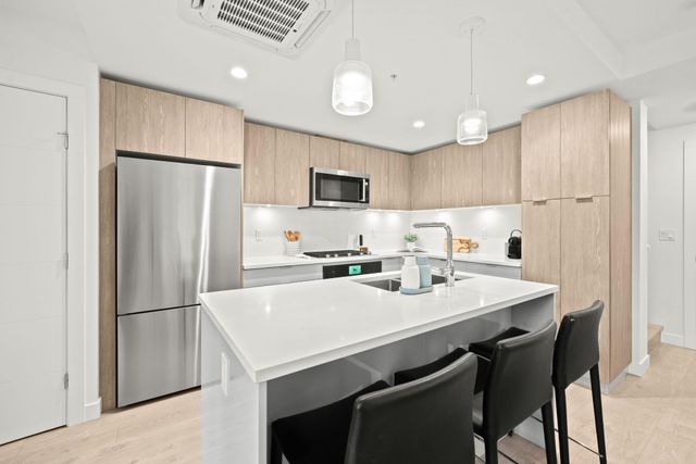 108-e-8th-street-central-lonsdale-north-vancouver-09 at TH8 - 108 E 8th Street, Central Lonsdale, North Vancouver