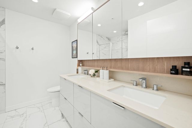 108-e-8th-street-central-lonsdale-north-vancouver-20 at TH8 - 108 E 8th Street, Central Lonsdale, North Vancouver