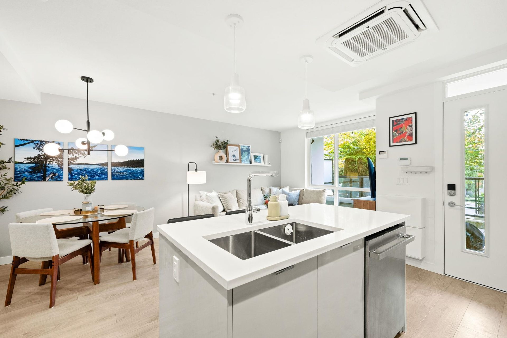 108-e-8th-street-central-lonsdale-north-vancouver-11 at TH8 - 108 E 8th Street, Central Lonsdale, North Vancouver