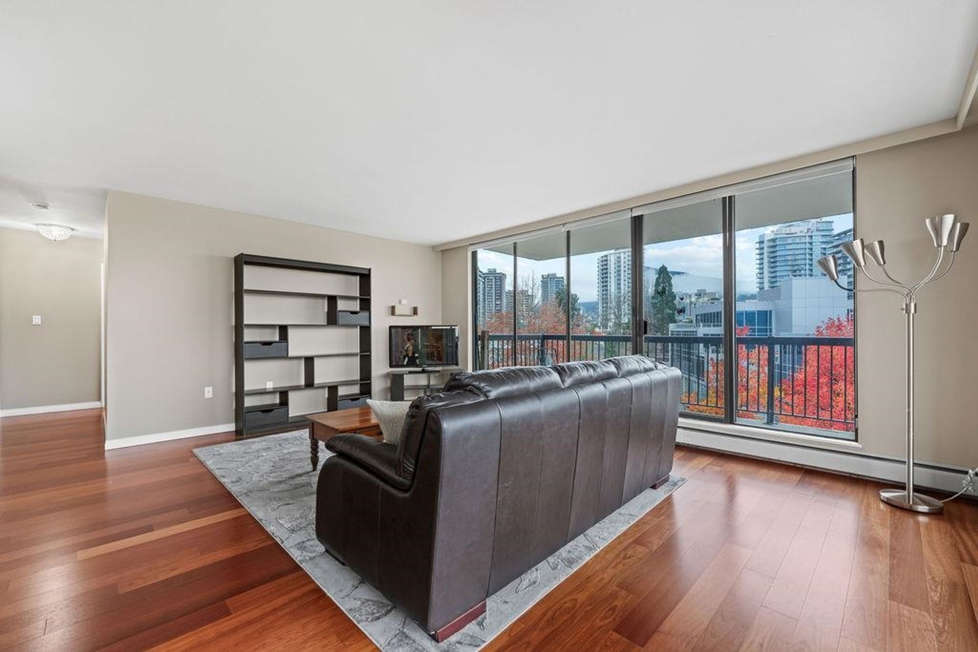 114-w-keith-road-central-lonsdale-north-vancouver-05 at 801 - 114 W Keith Road, Central Lonsdale, North Vancouver