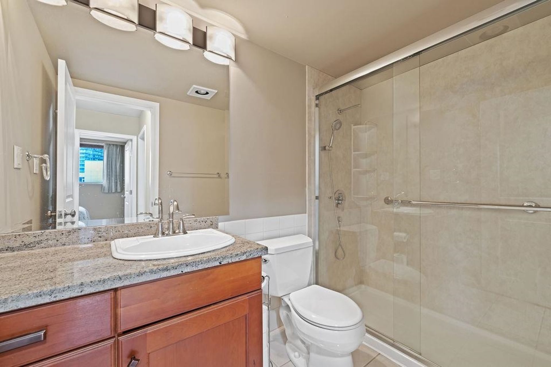 114-w-keith-road-central-lonsdale-north-vancouver-15 at 801 - 114 W Keith Road, Central Lonsdale, North Vancouver