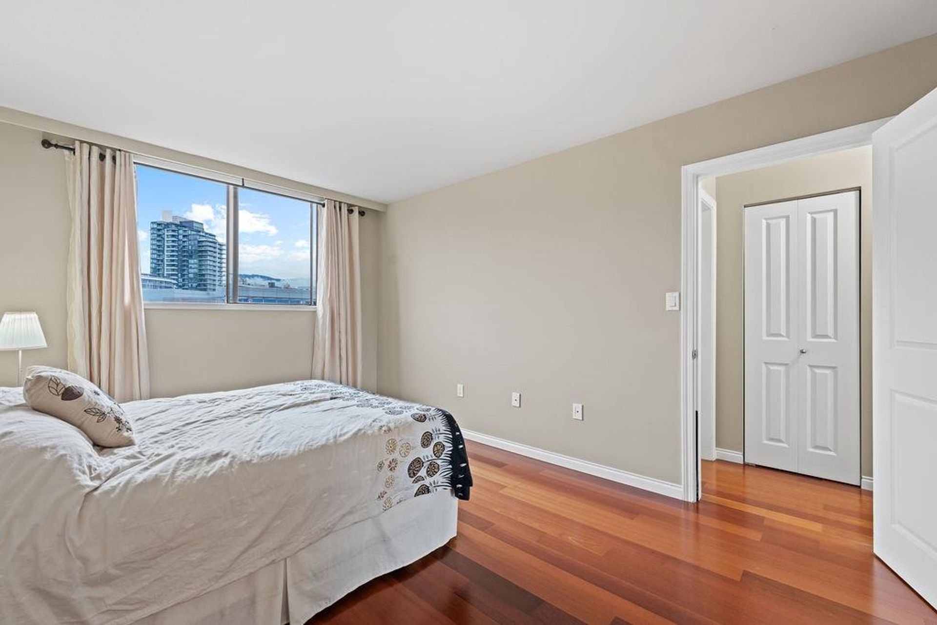 114-w-keith-road-central-lonsdale-north-vancouver-19 at 801 - 114 W Keith Road, Central Lonsdale, North Vancouver