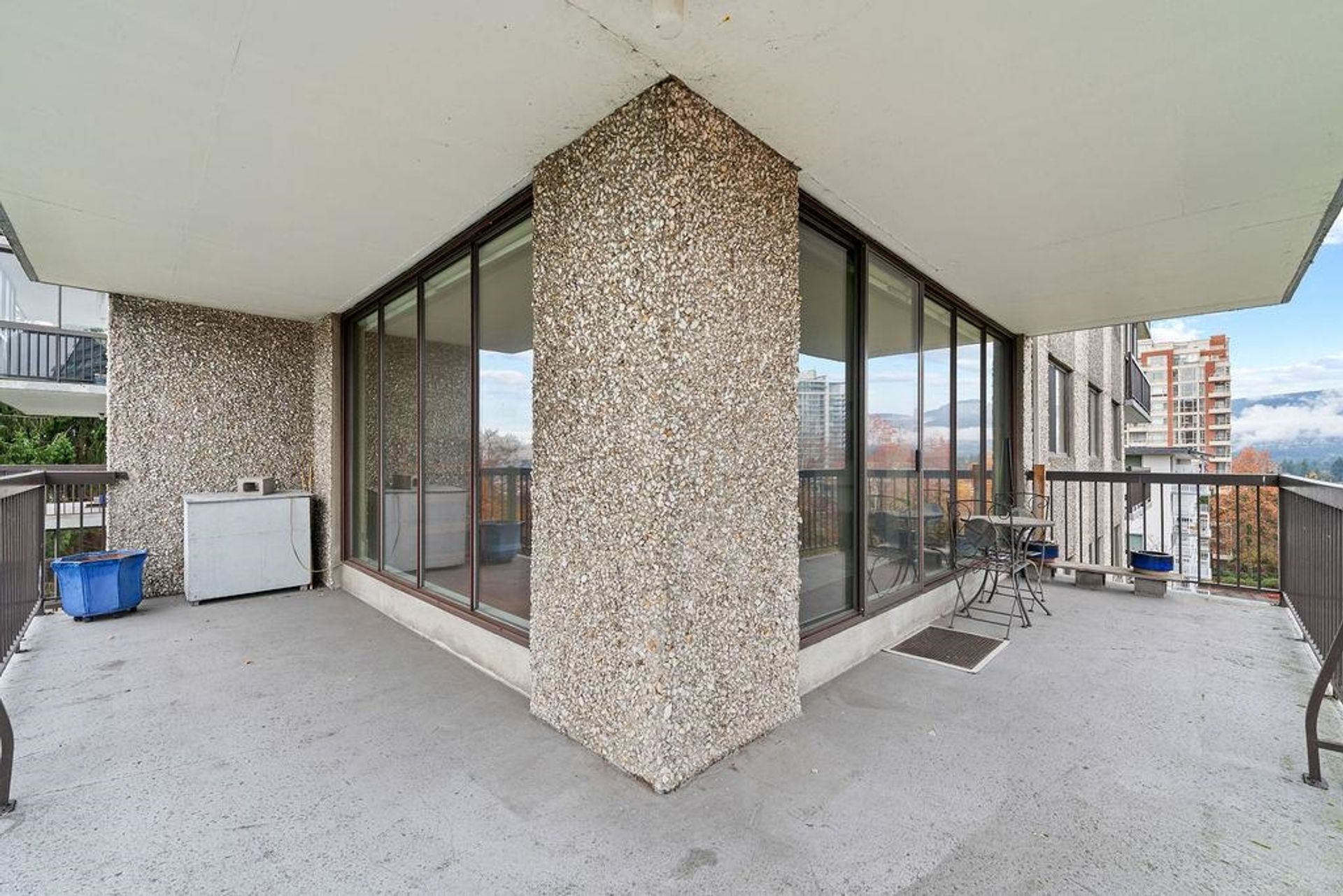 114-w-keith-road-central-lonsdale-north-vancouver-25 at 801 - 114 W Keith Road, Central Lonsdale, North Vancouver