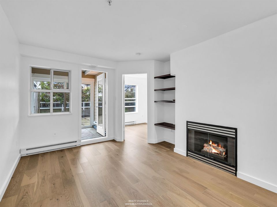 207 - 1990 Dunbar Street4