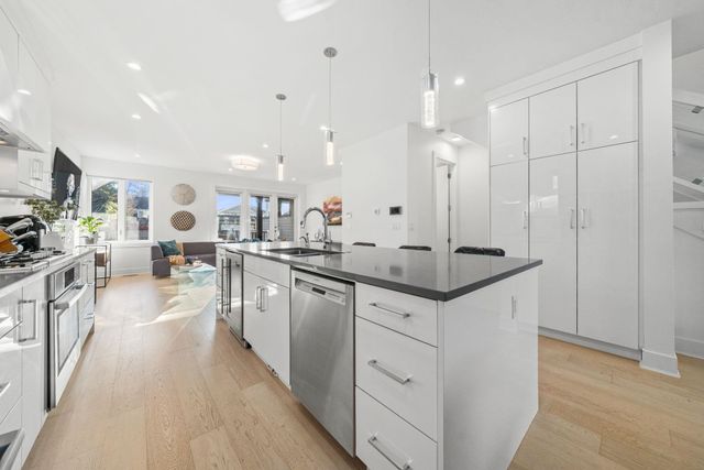 361-e-15th-street-central-lonsdale-north-vancouver-08 at 361 E 15th Street, Central Lonsdale, North Vancouver