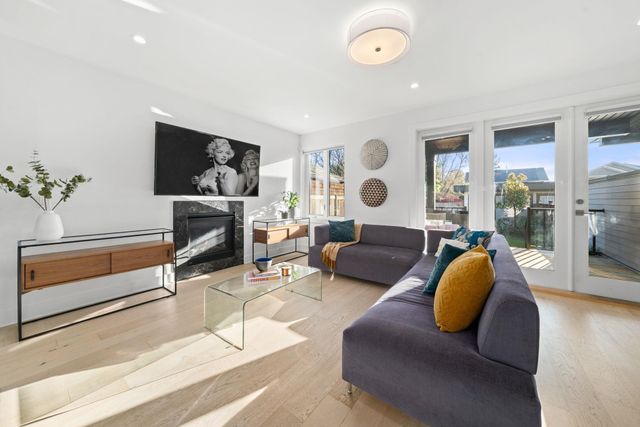 361-e-15th-street-central-lonsdale-north-vancouver-11 at 361 E 15th Street, Central Lonsdale, North Vancouver