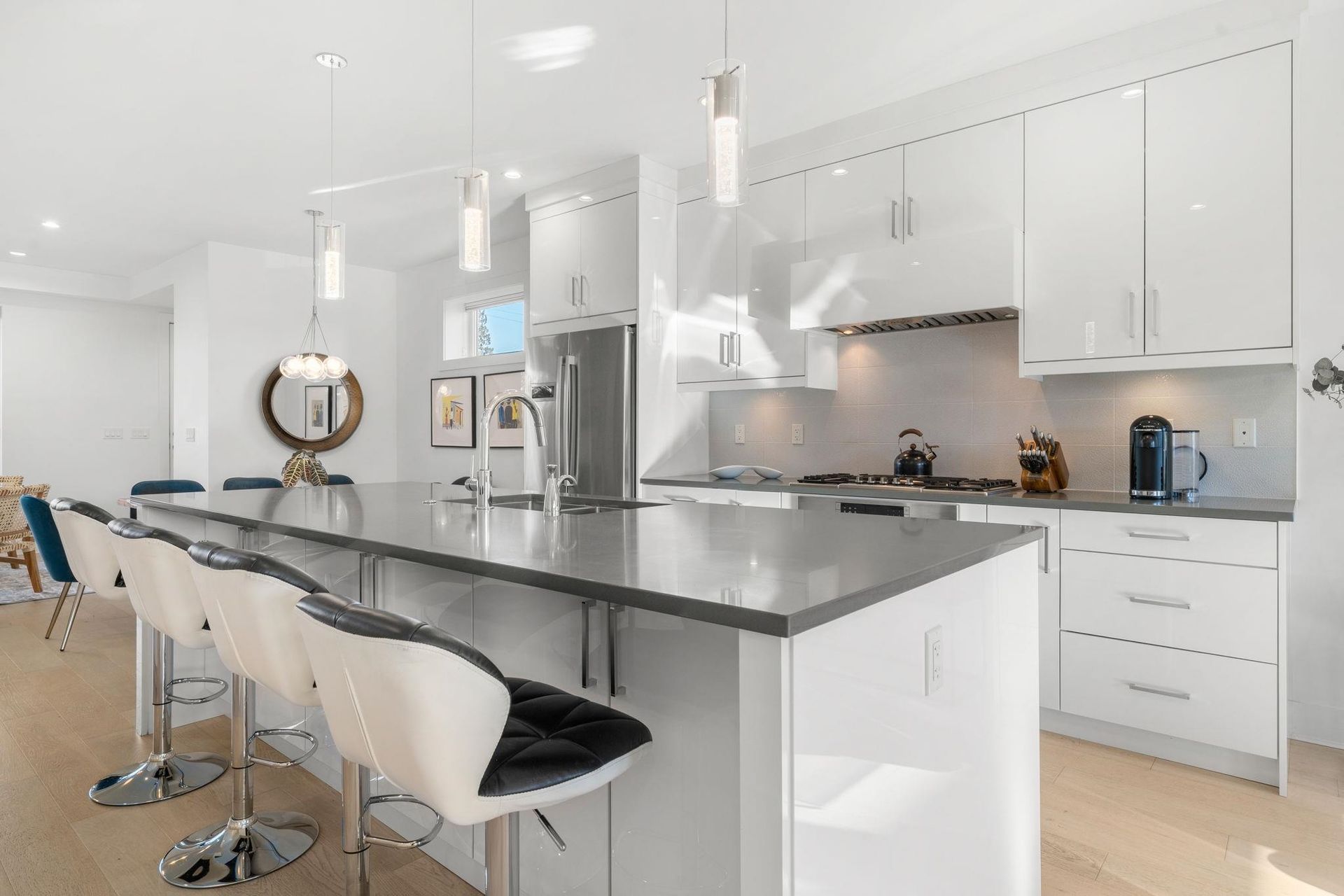 361-e-15th-street-central-lonsdale-north-vancouver-06 at 361 E 15th Street, Central Lonsdale, North Vancouver