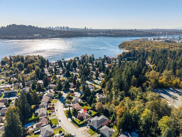 799-plymouth-drive-windsor-park-nv-north-vancouver-09 at 799 Plymouth Drive, Windsor Park NV, North Vancouver