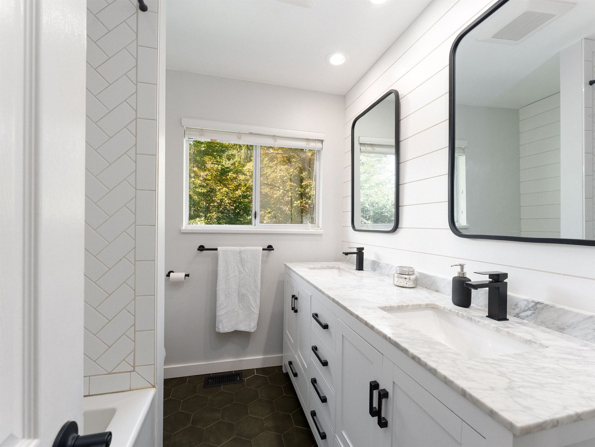 799-plymouth-drive-windsor-park-nv-north-vancouver-22 at 799 Plymouth Drive, Windsor Park NV, North Vancouver