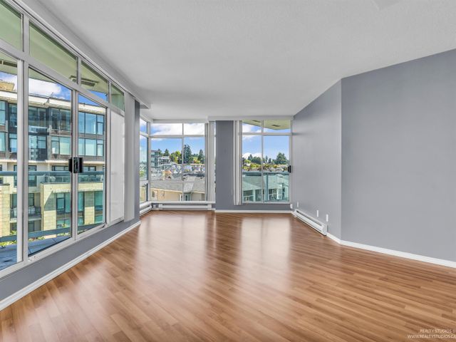 130-e-2nd-street-lower-lonsdale-north-vancouver-08 at 903 - 130 E 2nd Street, Lower Lonsdale, North Vancouver