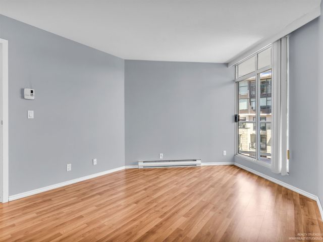 130-e-2nd-street-lower-lonsdale-north-vancouver-26 at 903 - 130 E 2nd Street, Lower Lonsdale, North Vancouver