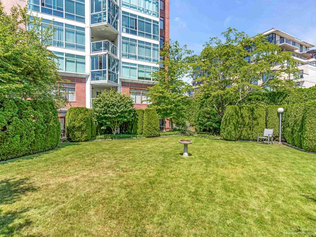 130-e-2nd-street-lower-lonsdale-north-vancouver-38 at 903 - 130 E 2nd Street, Lower Lonsdale, North Vancouver